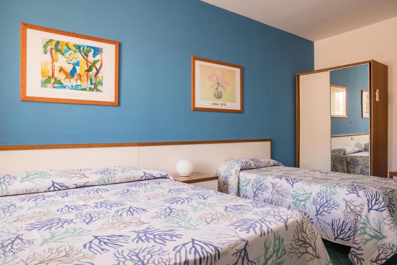 Hotel Clelia Isola di Ustica Extérieur photo
