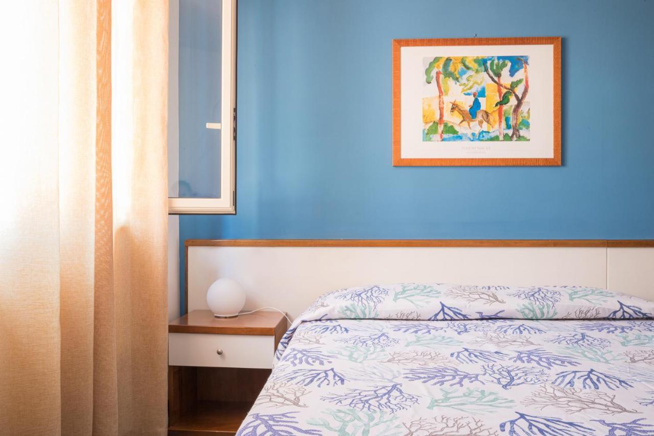 Hotel Clelia Isola di Ustica Extérieur photo