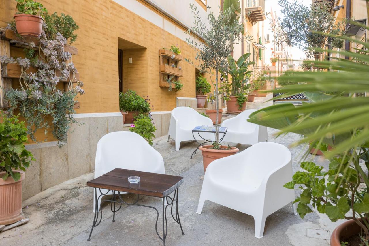 Hotel Clelia Isola di Ustica Extérieur photo