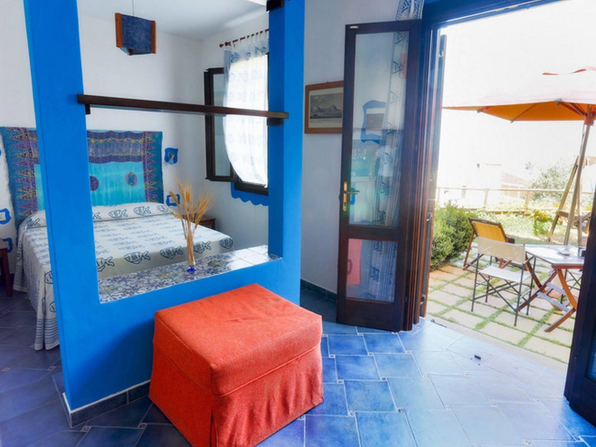Hotel Clelia Isola di Ustica Extérieur photo