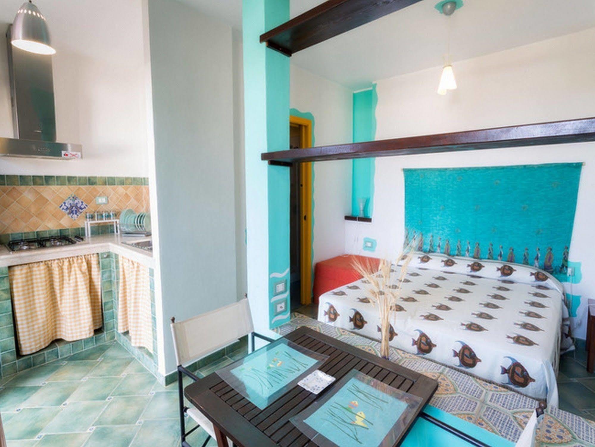 Hotel Clelia Isola di Ustica Extérieur photo