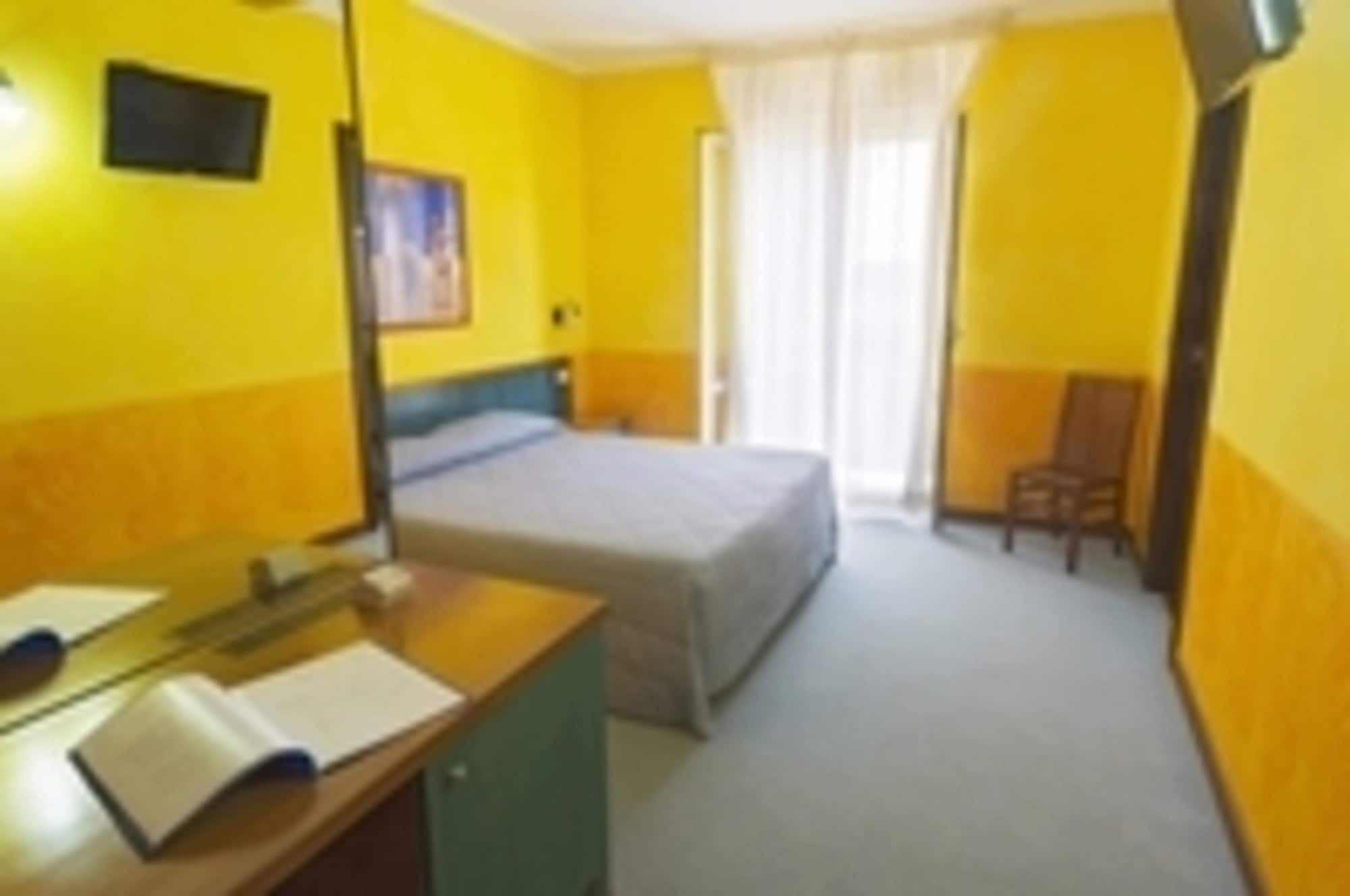 Hotel Clelia Isola di Ustica Extérieur photo